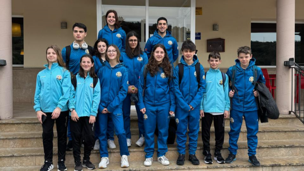 /tmp/174578_Foto de grup.png